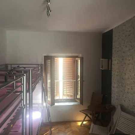 Hvar Centre Dorms ホステル フヴァル