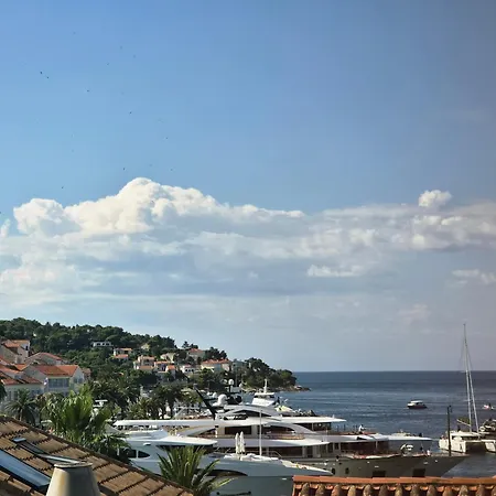 Hvar Old Town Boutique *
