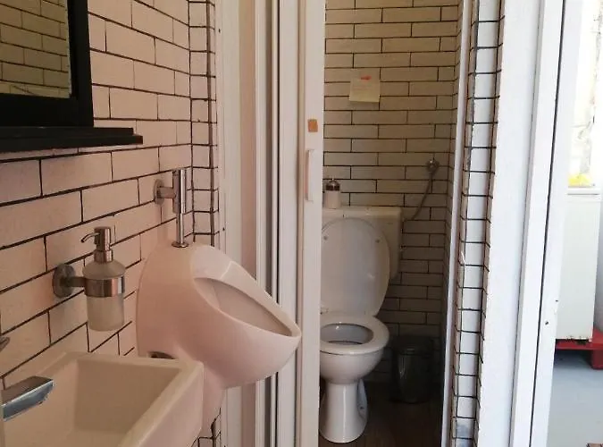 Hvar Centre Dorms Ostello *